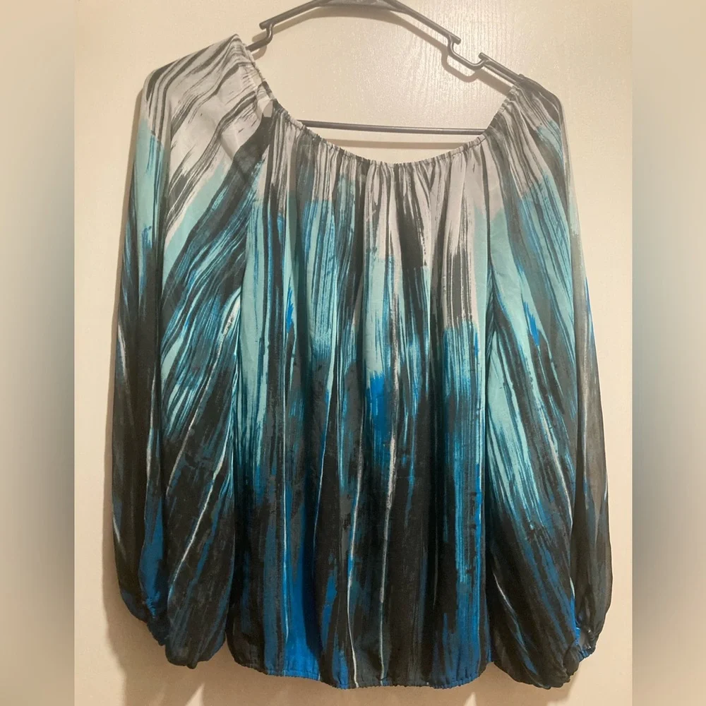 Vince Camuto Blouse - Picture 2 of 6